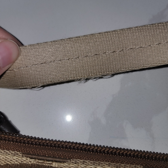 Coach crossbody - Picture 2 of 5